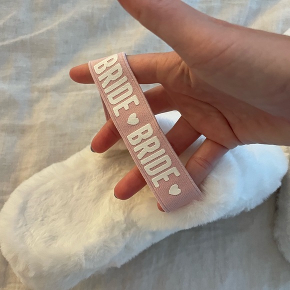 “Bride” Slippers - Picture 2 of 4